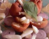 Foto langkah ke 4 dari resep Pangsit apa bukan?mungkin pangsit isi bawang.