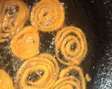 A picture of step 4 of Jalebi.
