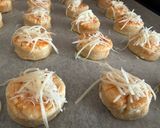 Kelesztés nélküli kétsajtos pogácsa recept fázis 3 fotója