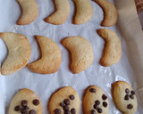 Foto del paso 3 de la receta: Galletas de naranja 🍊 con chips de chocolate 🍫 y con glasé de naranja 🍊