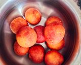 A picture of step 3 of Dry fruit Stuffed Paneer Balls.