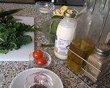 Foto del paso 2 de la receta Tortellinis en salsa con tomate y espinacas