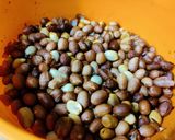 A picture of step 1 of Peanuts and fried gram Burfi.