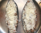 Foto del paso 5 de la receta: Berenjenas rellenas de Atún