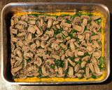 Foto del passaggio 12 della ricetta Lasagna di zucca delica funghi champignon spinaci e salsiccia