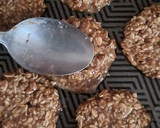 Foto del paso 5 de la receta: Galletitas de avena en sartén 🍪 (edición verano 🏖 🥵 🔥)