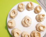 A picture of step 10 of DEVIL MOMOS | SPICY VEGETABLE MOMO IN Chilli GARLIC SAUCE.