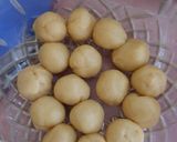Foto langkah ke 3 dari resep Bolen Pisang.