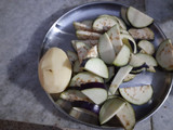 फ्राइड बैंगन का सलाद (fried baingan ka salad recipe in Hindi)