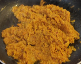 A picture of step 4 of Dates Halwa.