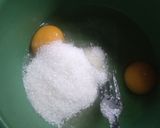 Foto langkah ke 2 dari resep Bolu Pisang Kukus.