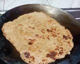A picture of step 7 of Raddish crispy and layered paratha.