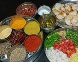 મસાલા પાઉં (Masala Pav recipe in Gujarati) રેસીપી સ્ટેપ1ફોટો