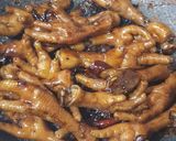 A picture of step 4 of DIM SUM Chicken Feet.