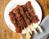Foto langkah ke 4 dari resep Sate Krecek (Kulit Sapi) Ala Angkringan.