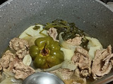 Bisteces de puerco con papas estilo Yucateco