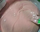 Foto langkah ke 7 dari resep Cupcake Coklat Strawbery.