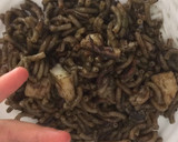 Foto del paso 6 de la receta: Fideuá negra con sepia