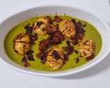 A picture of step 6 of Afghani egg curry.