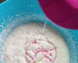 A picture of step 3 of Rose ice cream.