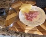A picture of step 3 of Swift maple glazed grilled ham and cheese.