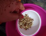 फ्रूट मोठ चाट (fruit moth chaat recipe in Hindi) रेसिपी चरण 2 फोटो