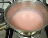 A picture of step 3 of My Christmas cream cake.