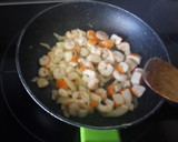 Foto del paso 1 de la receta: Empanada de gambas