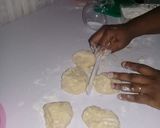A picture of step 4 of Egg roll.