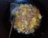 Foto langkah ke 4 dari resep Cah Sawi Wortel Telur Baso.