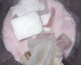 Foto del paso 1 de la receta: Batido de Yogur de frutilla