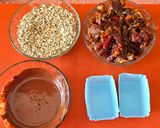 A picture of step 1 of Sunflower seeds Energy Bars.