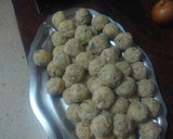 Foto del paso 4 de la receta: Albóndigas de sama, papas y langostinos con salsa