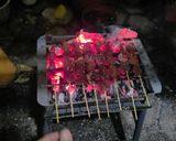 Foto langkah ke 4 dari resep Sate Maranggi Sapi dan Sambal Tomat Matah.