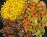 A picture of step 4 of Curry rice with veggies and.