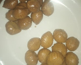 A picture of step 5 of 2 ingredients mini donuts.