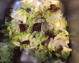 Une image de l'étape 1 de Feuille de chêne rouge à la pancetta corse grillée et roquefort.