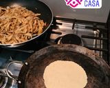 Foto del paso 5 de la receta: Huarache de setas encebolladas con queso vegan