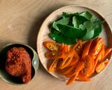 รูปขั้นตอนการทำที่ 2 ของ ขนมจีนแกงไก่ สูตรน้ำซุปคอลลาเจน
