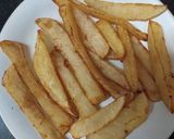 आलू फ्रेंच फ्राइज(Aloo French Fries Recipe in Hindi) रेसिपी चरण 2 फोटो