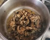 Foto del paso 2 de la receta: Solomillo de cerdo con salsa de champiñones y papas dolar