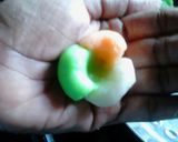 A picture of step 5 of Tricolour ukdiche modak.
