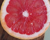 Foto del paso 1 de la receta: Budín de pomelo rosado, con semillas de chía, en reemplazo de huevos
