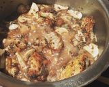 Foto del paso 5 de la receta: Pollo al vino tinto