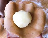 Hình bước làm 4 của món 💚 Bánh Trung Thu Nhân Đậu Xanh Trứng Muối Mini 50gr