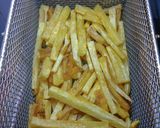 Foto del paso 2 de la receta: Papas fritas triple cocción con cheddar y panceta