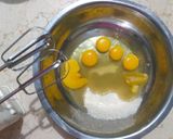 Foto langkah ke 2 dari resep Bolu tape pandan+step by step.