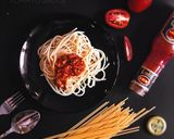 รูปขั้นตอนการทำที่ 5 ของ สปาเก็ตตี้ซอสมะเขือเทศ (สูตรไม่ใส่ไข่)