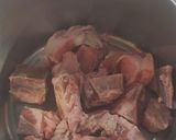 A picture of step 1 of Beef bones and pap.