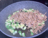 Foto del paso 1 de la receta: Ensalada de pollo (y mil cosas más)